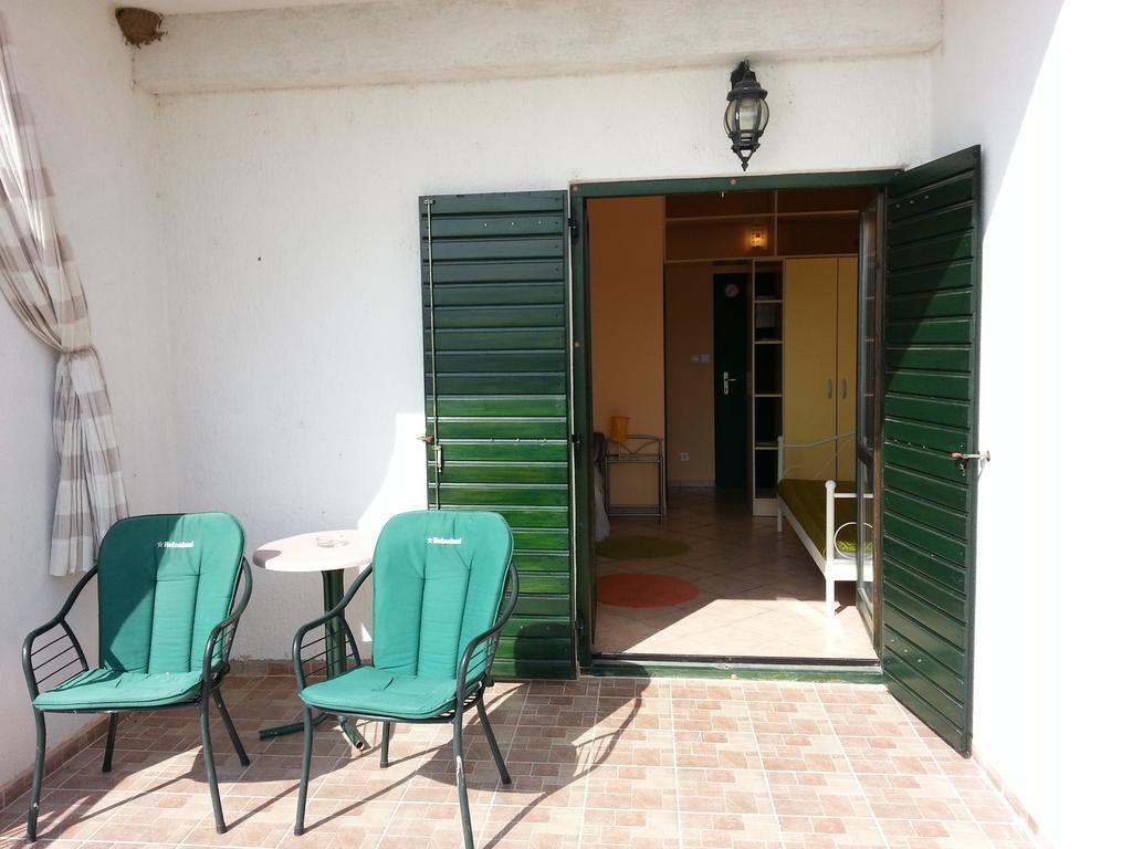 Inn Gostionica Rovanjska Exterior foto